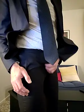 Justforoneday online show from 12.01.25