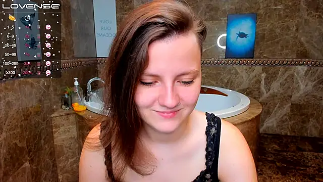 MelindaTin online show from 09.09.25