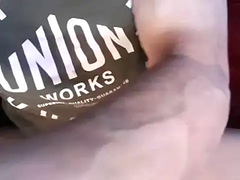 Snapshot of Edgingheaven69 chatting on 12.30.24 Edgingheaven69 online show from 12.30.24