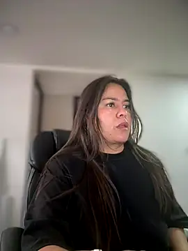 Snapshot of Ixchel_Anaid chatting on 10.16.25 Ixchel Anaid online show from 10.16.25