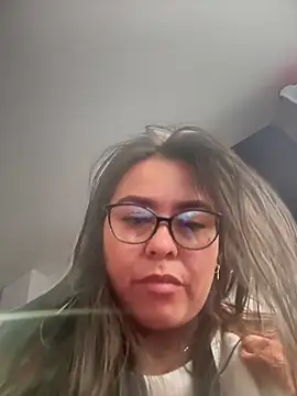 Snapshot of Ixchel_Anaid chatting on 12.18.25 Ixchel Anaid online show from 12.18.25