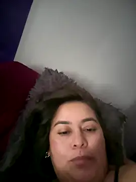 Snapshot of Ixchel_Anaid chatting on 12.21.25 Ixchel Anaid online show from 12.21.25