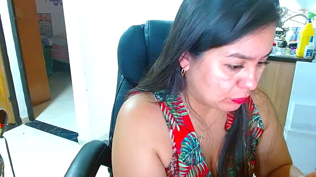 Snapshot of Ixchel_Anaid chatting on 02.26.26 Ixchel Anaid online show from 02.26.26