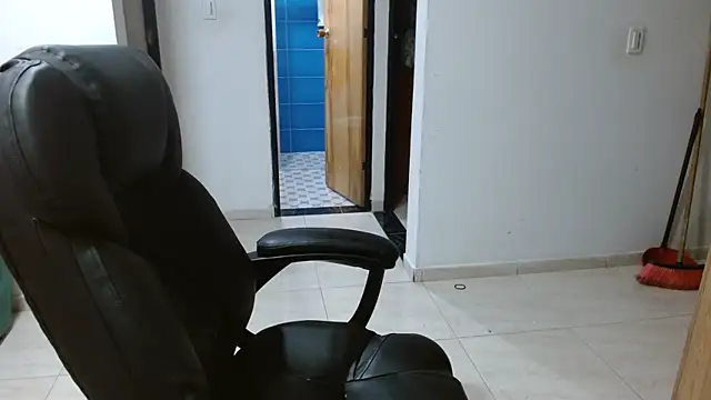 Snapshot of Ixchel_Anaid chatting on 03.27.26 Ixchel Anaid online show from 03.27.26