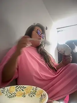 Snapshot of Ixchel_Anaid chatting on 03.29.26 Ixchel Anaid online show from 03.29.26