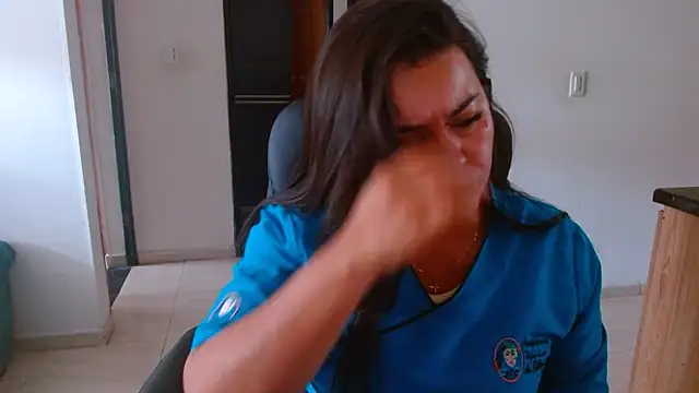 Snapshot of Ixchel_Anaid chatting on 04.07.26 Ixchel Anaid online show from 04.07.26