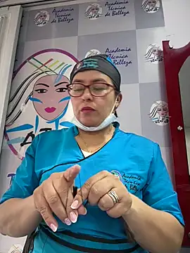 Snapshot of Ixchel_Anaid chatting on 04.16.26 Ixchel Anaid online show from 04.16.26