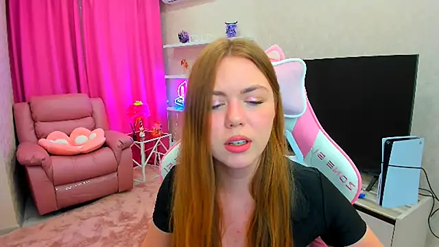 Strawberrye online show from 09.10.25