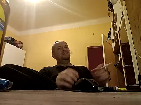 MrWhitePL online show from 12.27.24