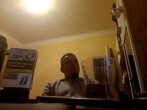 MrWhitePL online show from 02.13.25