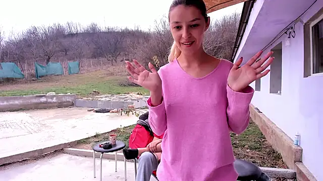 Snapshot of luxurydoll21 chatting on 03.15.25 luxurydoll21 online show from 03.15.25