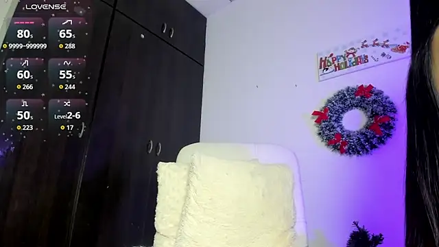 Snapshot of Lisvandr chatting on 11.21.25 Lisvandr online show from 11.21.25