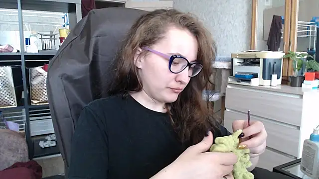 AnKey Rayah online show from 12.09.24