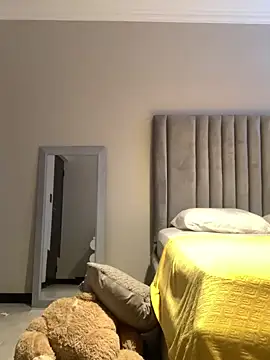 CurvyDesire1 online show from 04.09.26