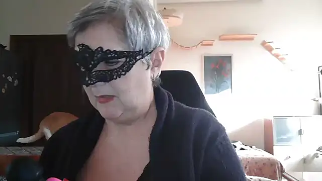 simona60 online show from 02.05.25