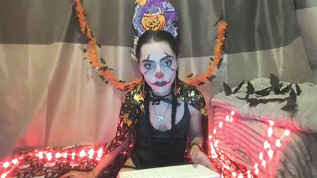 jessystarr online show from 10.31.25