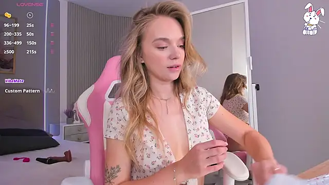 VirginChloe online show from 12.19.25