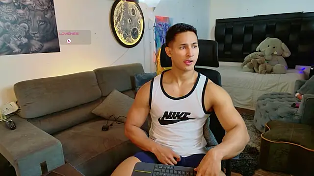 Snapshot of BenjaminCooperk chatting on 07.16.26 BenjaminCooperk online show from 07.16.26