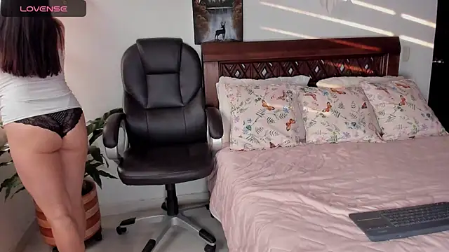 Ariella tits online show from 01.19.25