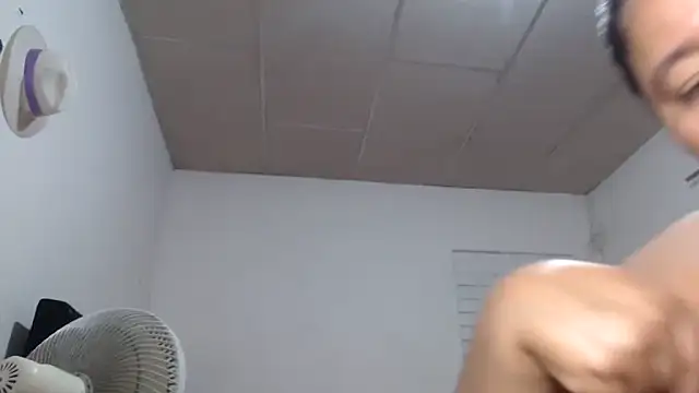 adrixxx38 online show from 12.03.25