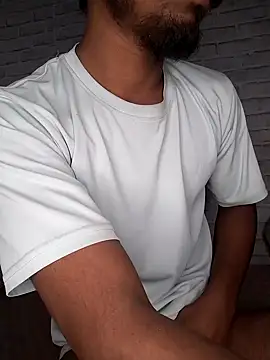 Snapshot of sujanmanda chatting on 01.09.25 sujanmanda online show from 01.09.25