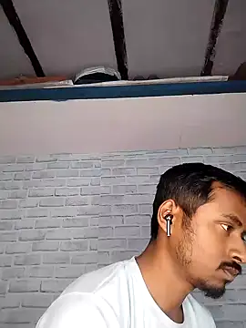 Snapshot of sujanmanda chatting on 02.14.25 sujanmanda online show from 02.14.25