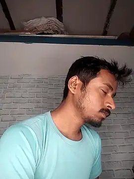 Snapshot of sujanmanda chatting on 02.22.25 sujanmanda online show from 02.22.25