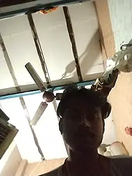 Snapshot of sujanmanda chatting on 10.23.25 sujanmanda online show from 10.23.25