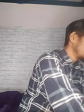 Snapshot of sujanmanda chatting on 11.14.25 sujanmanda online show from 11.14.25