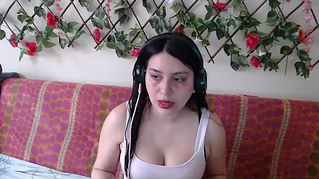 Snapshot of Jack_Emily1 chatting on 09.14.25 Jack Emily1 online show from 09.14.25