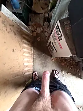 Snapshot of bighornycockup chatting on 10.30.25 bighornycockup online show from 10.30.25