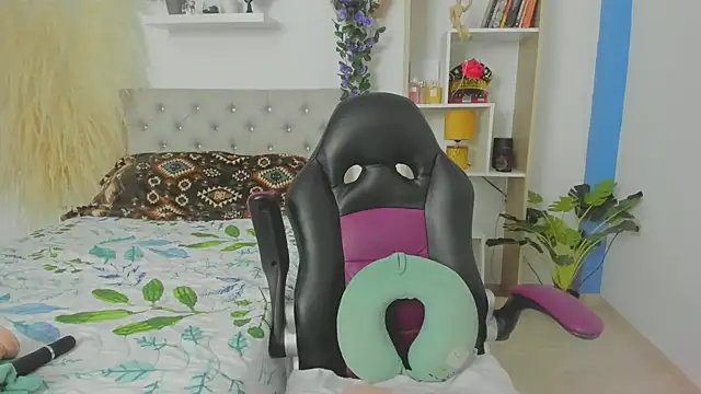 Gaby ortis online show from 12.15.24