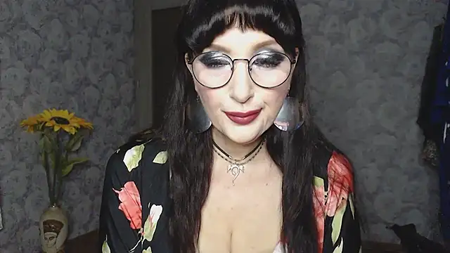 Aziza1 online show from 02.18.25