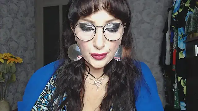 Aziza1 online show from 10.20.25