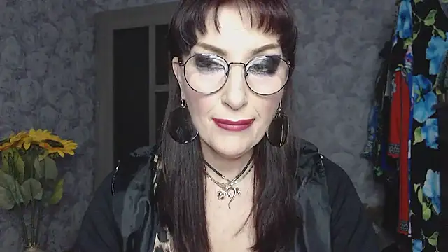 Aziza1 online show from 04.18.26