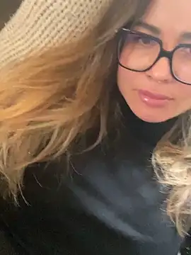 Etwas neugierig online show from 12.30.24