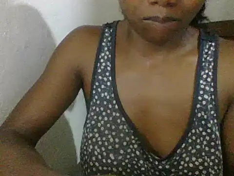 Snapshot of Hamie_sexy chatting on 02.22.26 Hamie sexy online show from 02.22.26