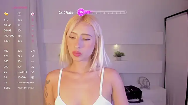 Snapshot of AshleyRoys chatting on 01.17.25 AshleyRoys online show from 01.17.25