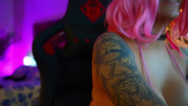 Snapshot of ambarEvans chatting on 12.02.24 ambarEvans online show from 12.02.24