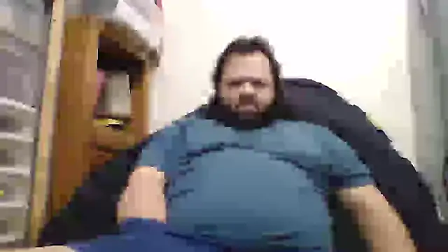 Strongbutgentle36 online show from 02.18.25