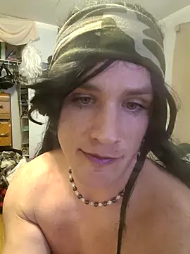 MaddyC6992 online show from 12.21.25