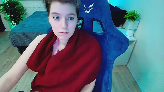 CranberryHot online show from 12.02.25