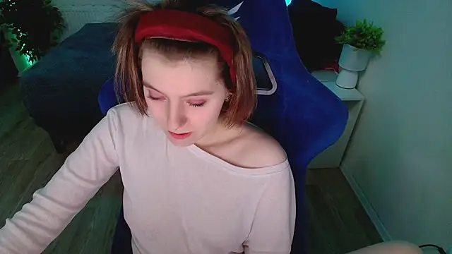 CranberryHot online show from 12.15.25