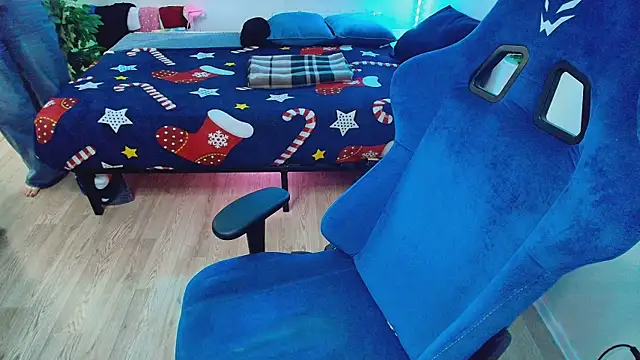 CranberryHot online show from 04.16.26