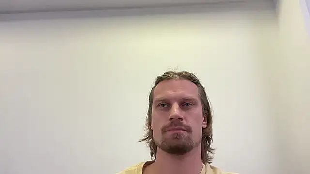 fmodel online show from 11.04.25