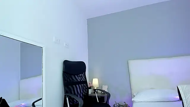 NataliaBuiles online show from 09.11.25