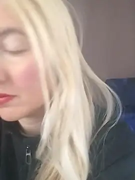 Mllesha74000 online show from 12.04.25