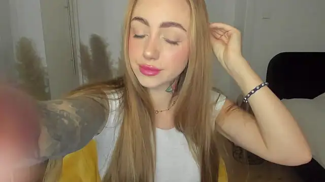 sexyCoralie online show from 03.17.26