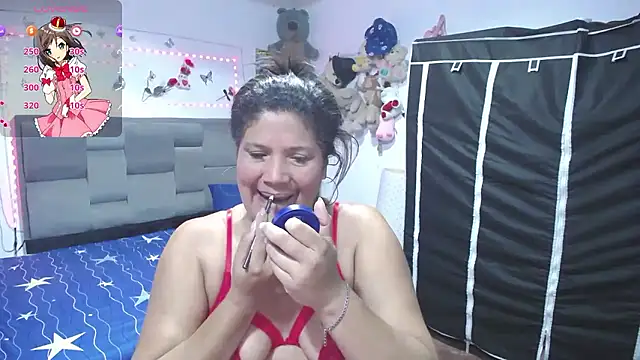 Snapshot of Sharloth_milf chatting on 07.11.26 Sharloth milf online show from 07.11.26