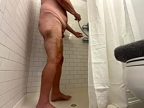 Snapshot of bigpru chatting on 10.18.25 bigpru online show from 10.18.25